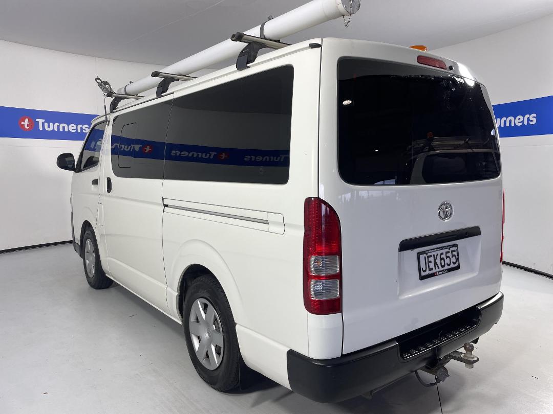 Photo '5' of Toyota Hiace