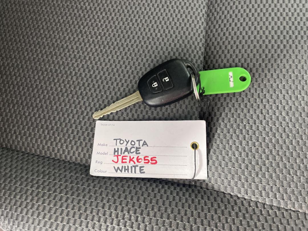 Photo '22' of Toyota Hiace