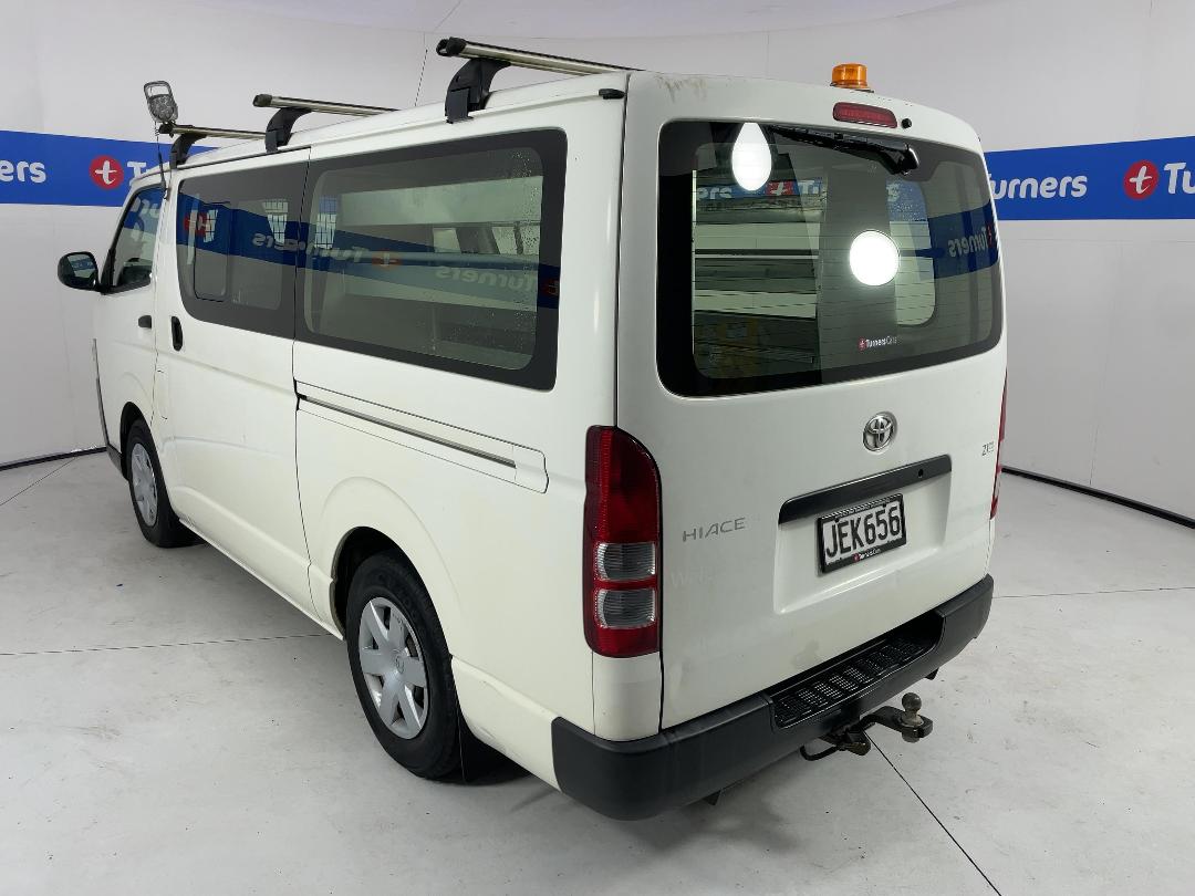 Photo '5' of Toyota Hiace