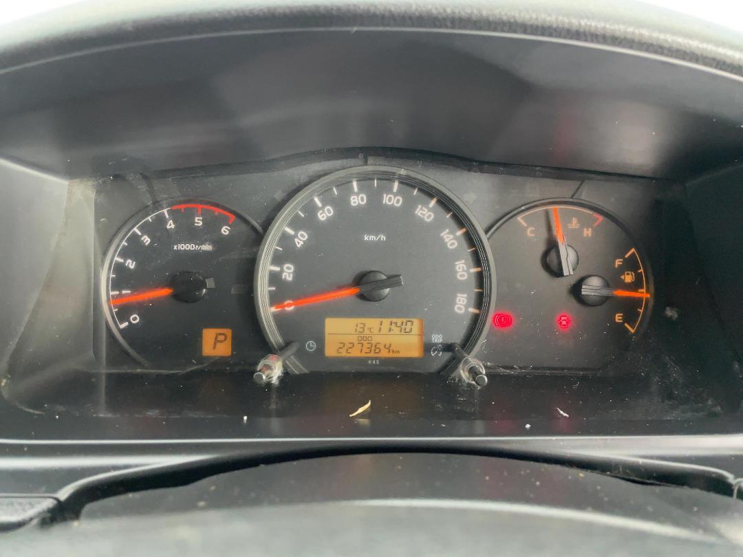 Photo '21' of Toyota Hiace