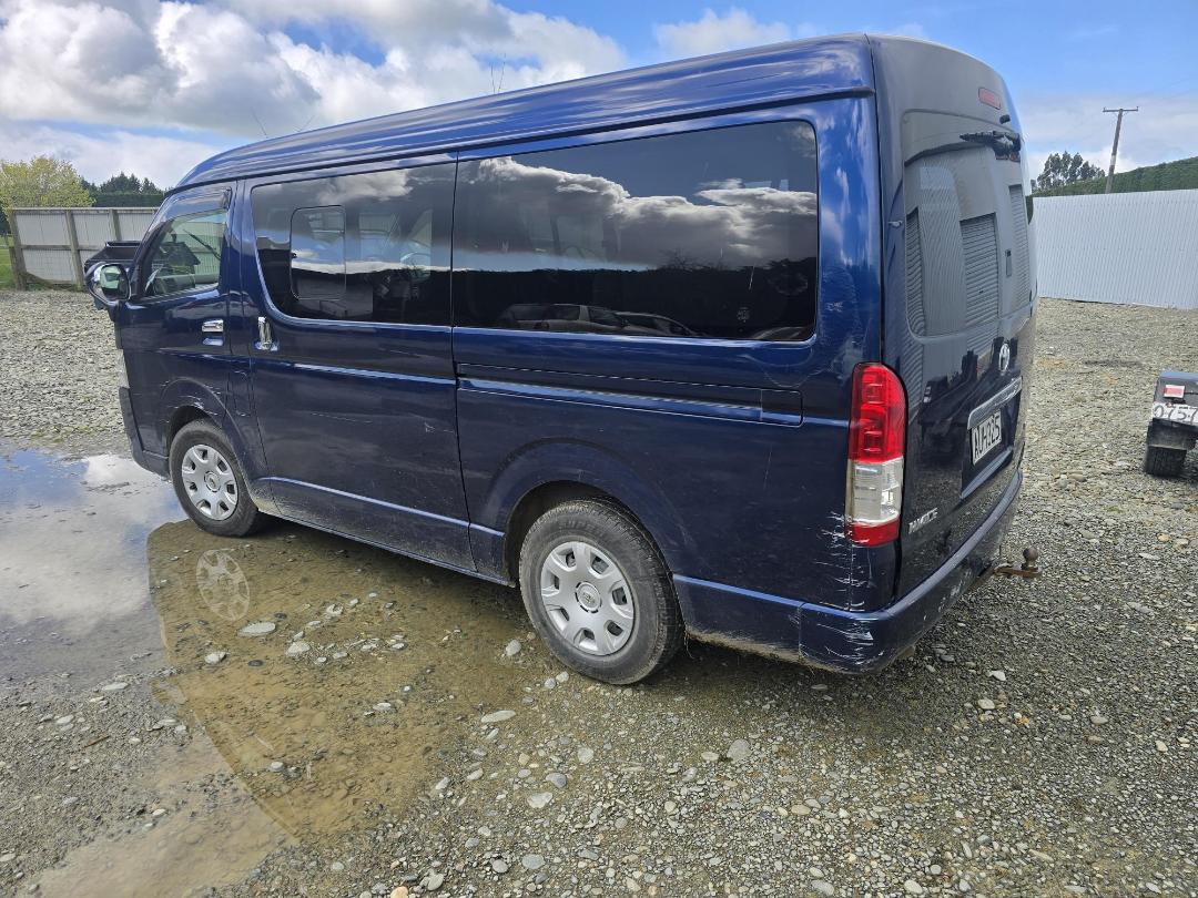 Photo '6' of Toyota Hiace Photo '6' of Toyota Hiace