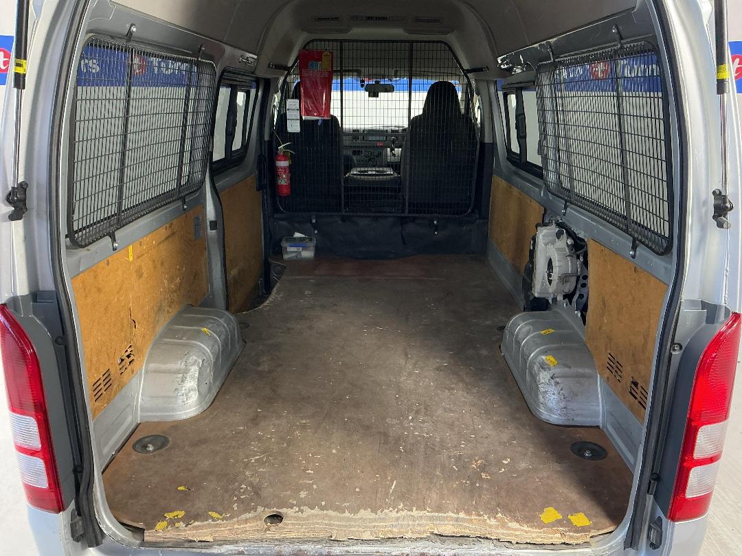 Photo '14' of Toyota Hiace Photo '14' of Toyota Hiace