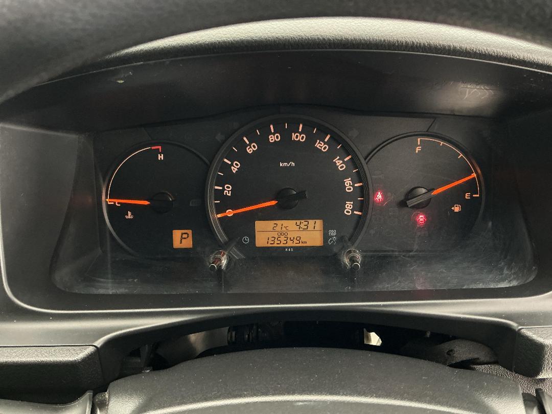 Photo '19' of Toyota Hiace Photo '19' of Toyota Hiace