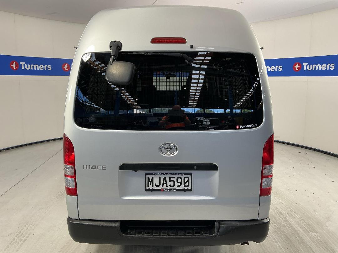 Photo '6' of Toyota Hiace Photo '6' of Toyota Hiace