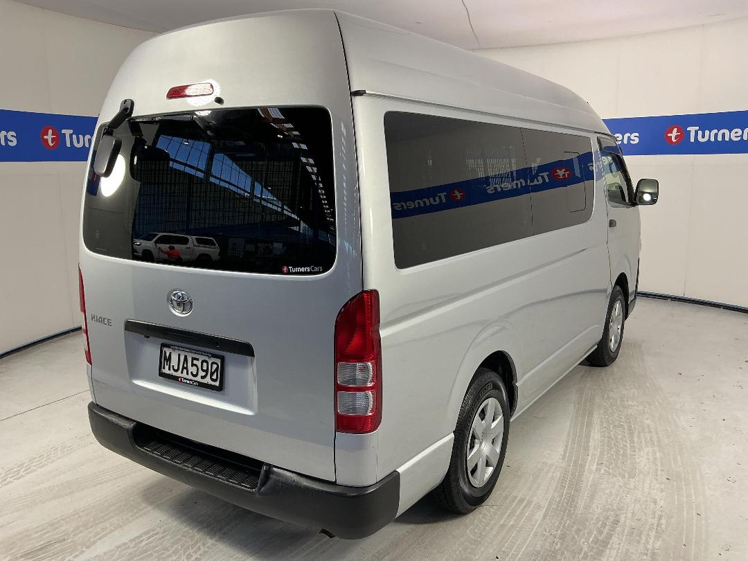 Photo '7' of Toyota Hiace Photo '7' of Toyota Hiace