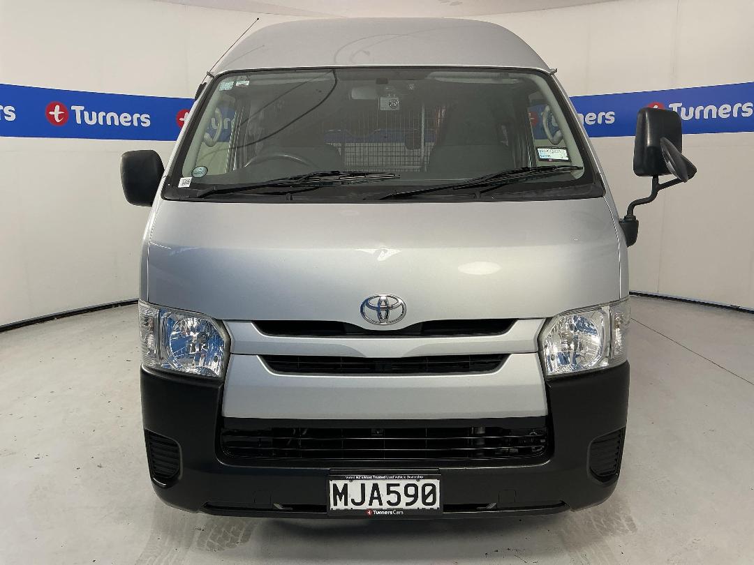 Photo '2' of Toyota Hiace Photo '2' of Toyota Hiace