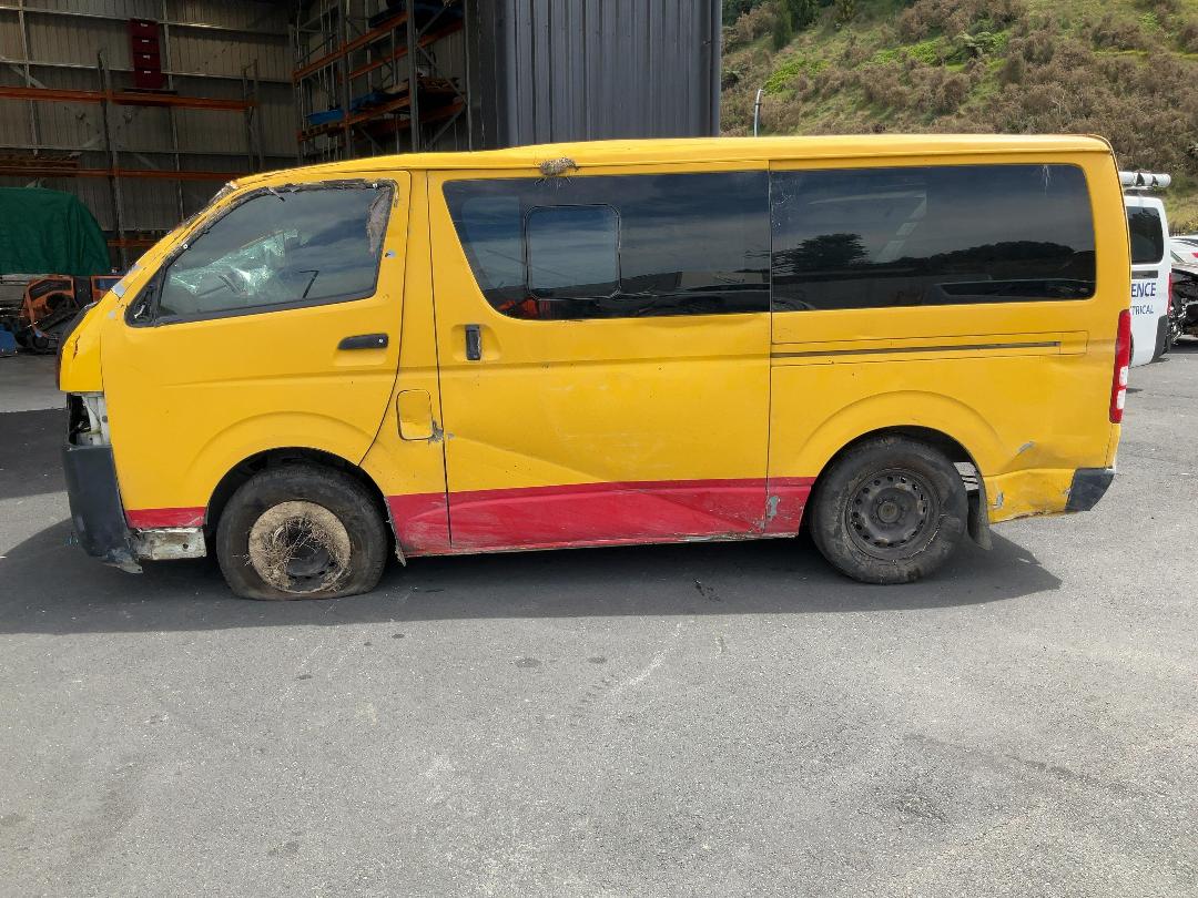 Photo '4' of Toyota Hiace ZL TD Photo '4' of Toyota Hiace ZL TD