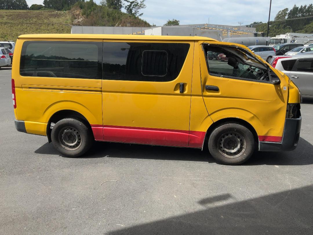 Photo '8' of Toyota Hiace ZL TD Photo '8' of Toyota Hiace ZL TD