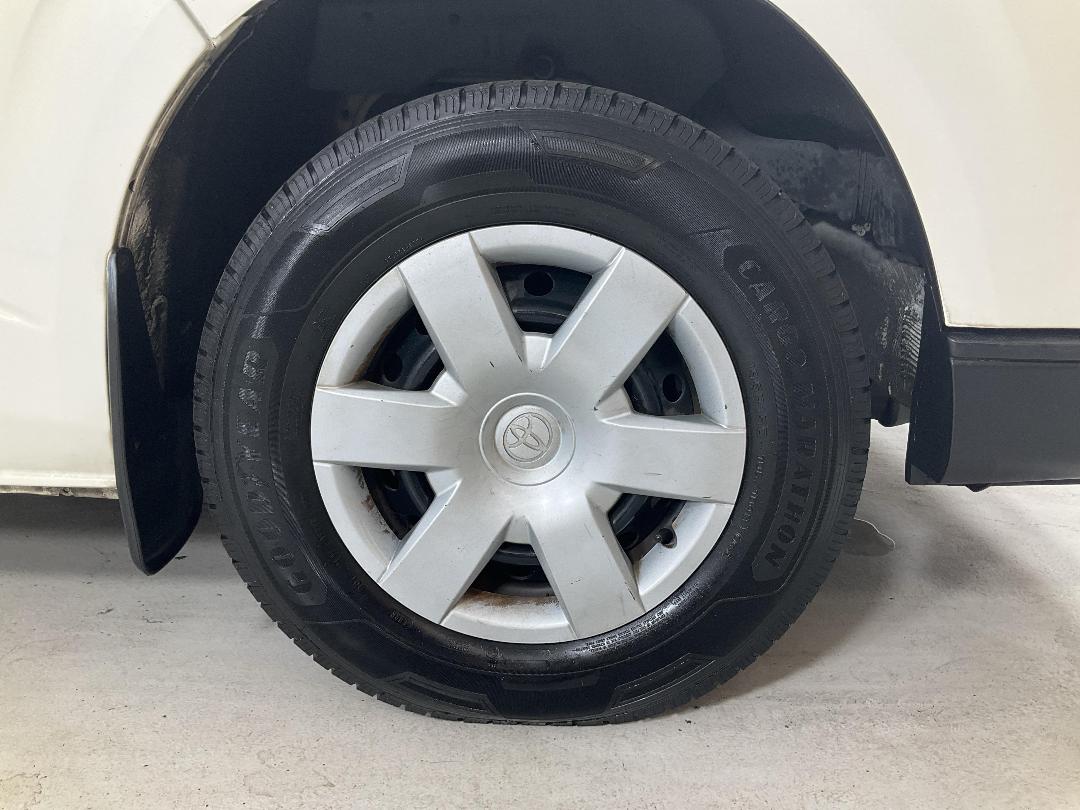 Photo '9' of Toyota Hiace Photo '9' of Toyota Hiace