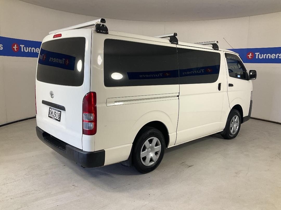 Photo '7' of Toyota Hiace Photo '7' of Toyota Hiace