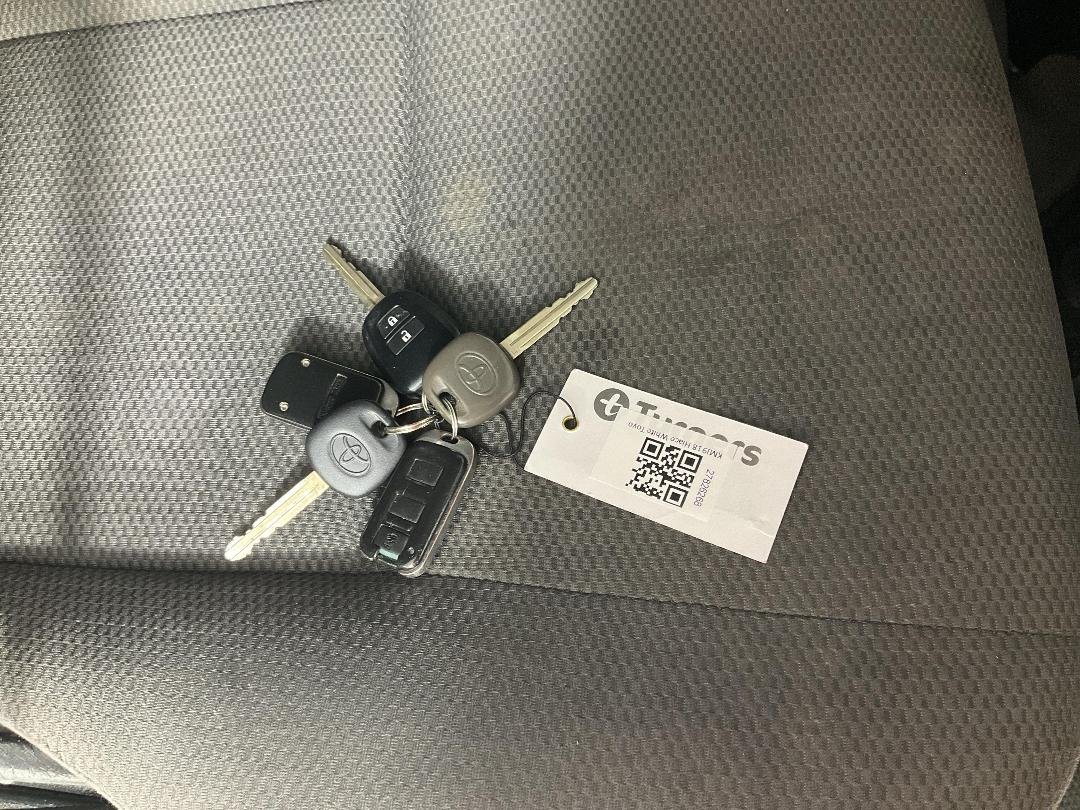 Photo '22' of Toyota Hiace Photo '22' of Toyota Hiace