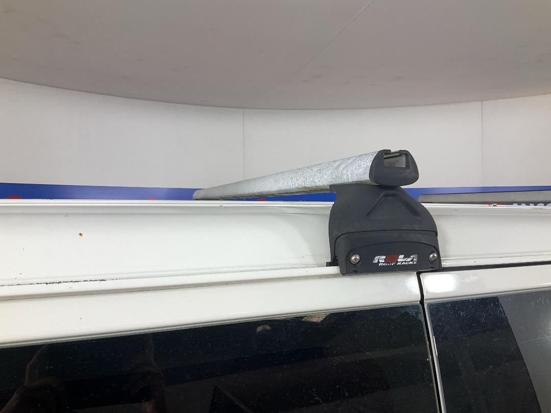 Photo '27' of Toyota Hiace Photo '27' of Toyota Hiace