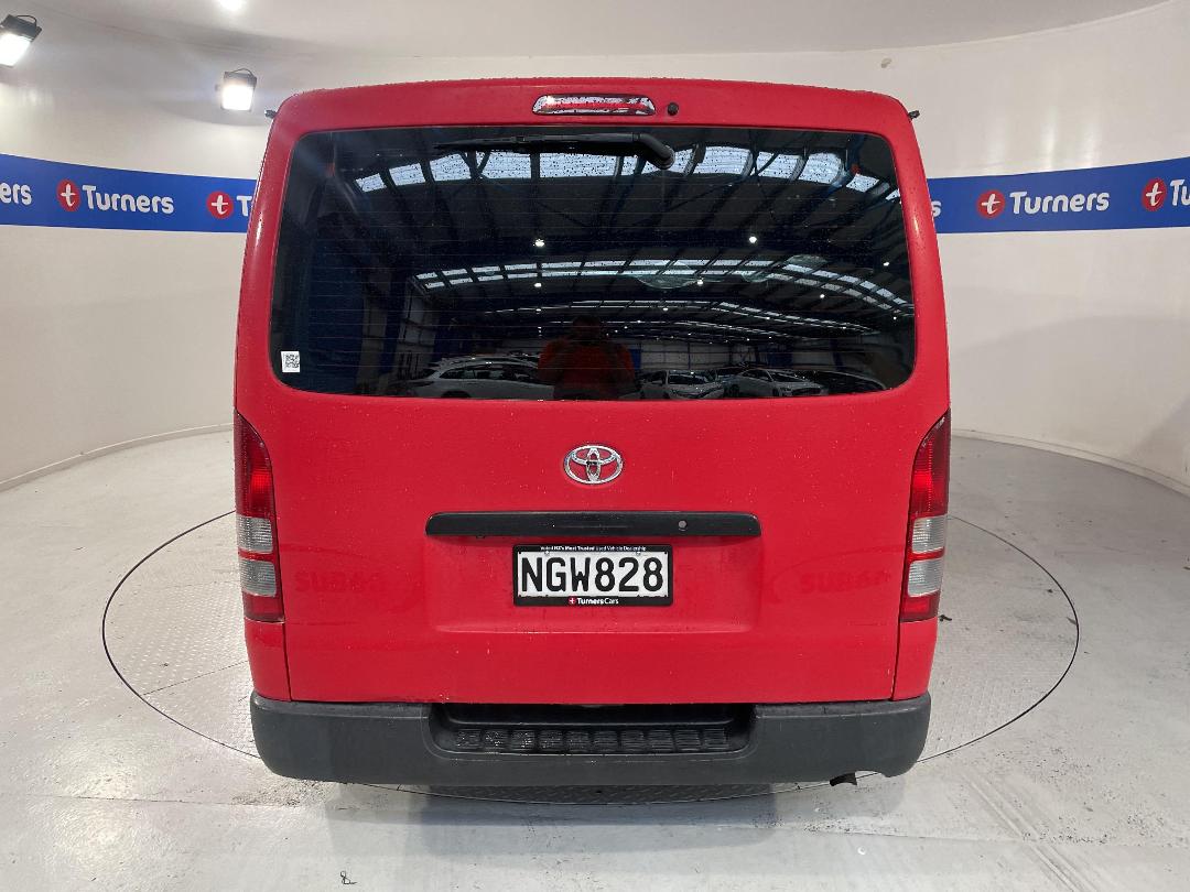 Photo '6' of Toyota Hiace