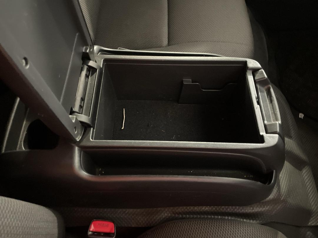 Photo '30' of Toyota Hiace