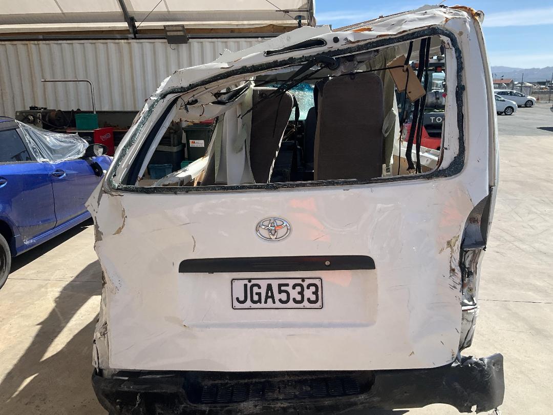 Photo '4' of Toyota Hiace ZL Photo '4' of Toyota Hiace ZL