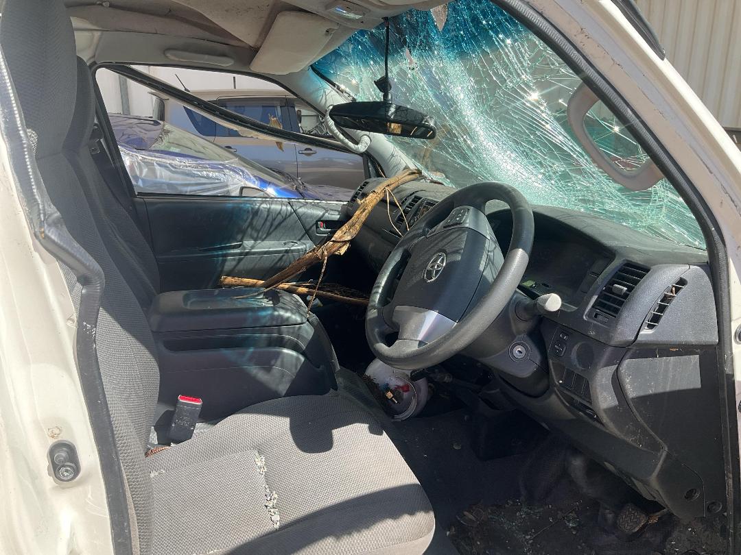 Photo '7' of Toyota Hiace ZL Photo '7' of Toyota Hiace ZL