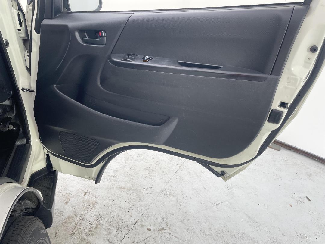 Photo '15' of Toyota Hiace