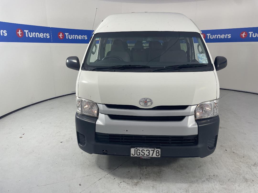 Photo '2' of Toyota Hiace