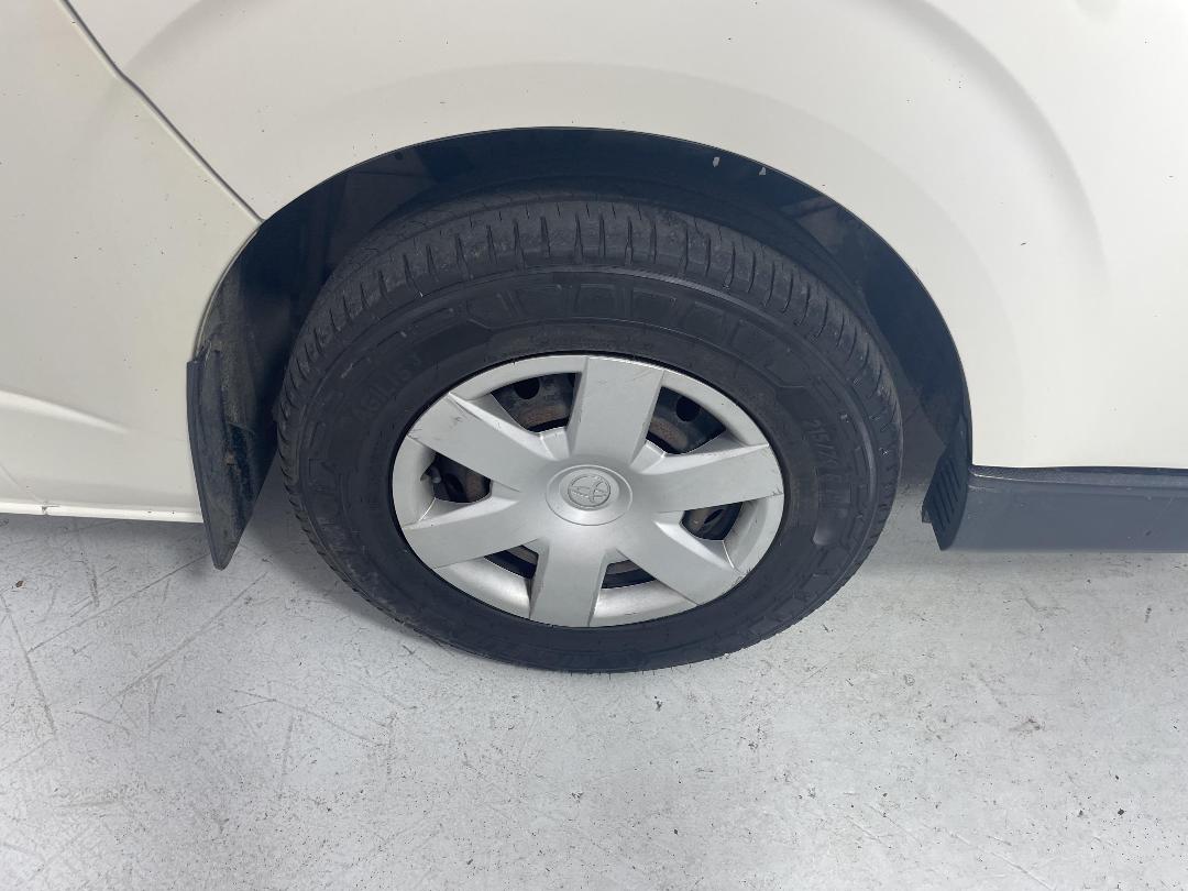 Photo '9' of Toyota Hiace