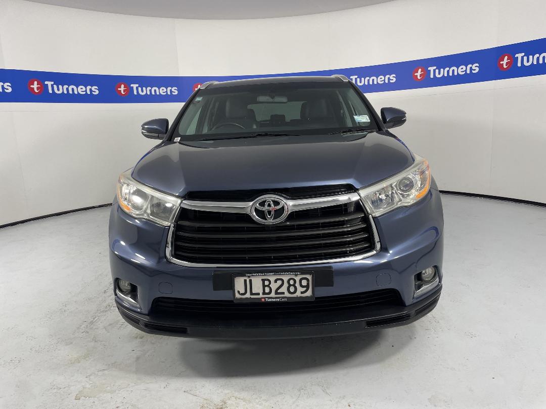 Photo '2' of Toyota Highlander