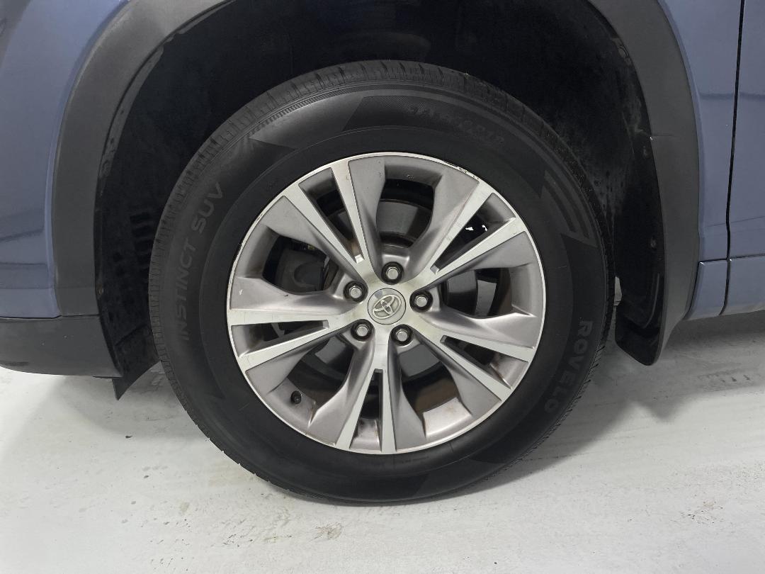 Photo '10' of Toyota Highlander