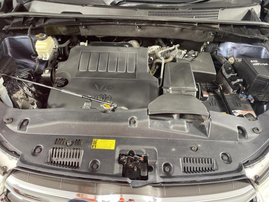 Photo '13' of Toyota Highlander