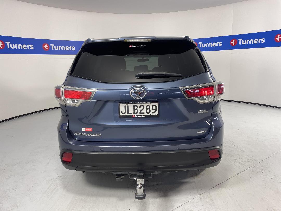 Photo '6' of Toyota Highlander