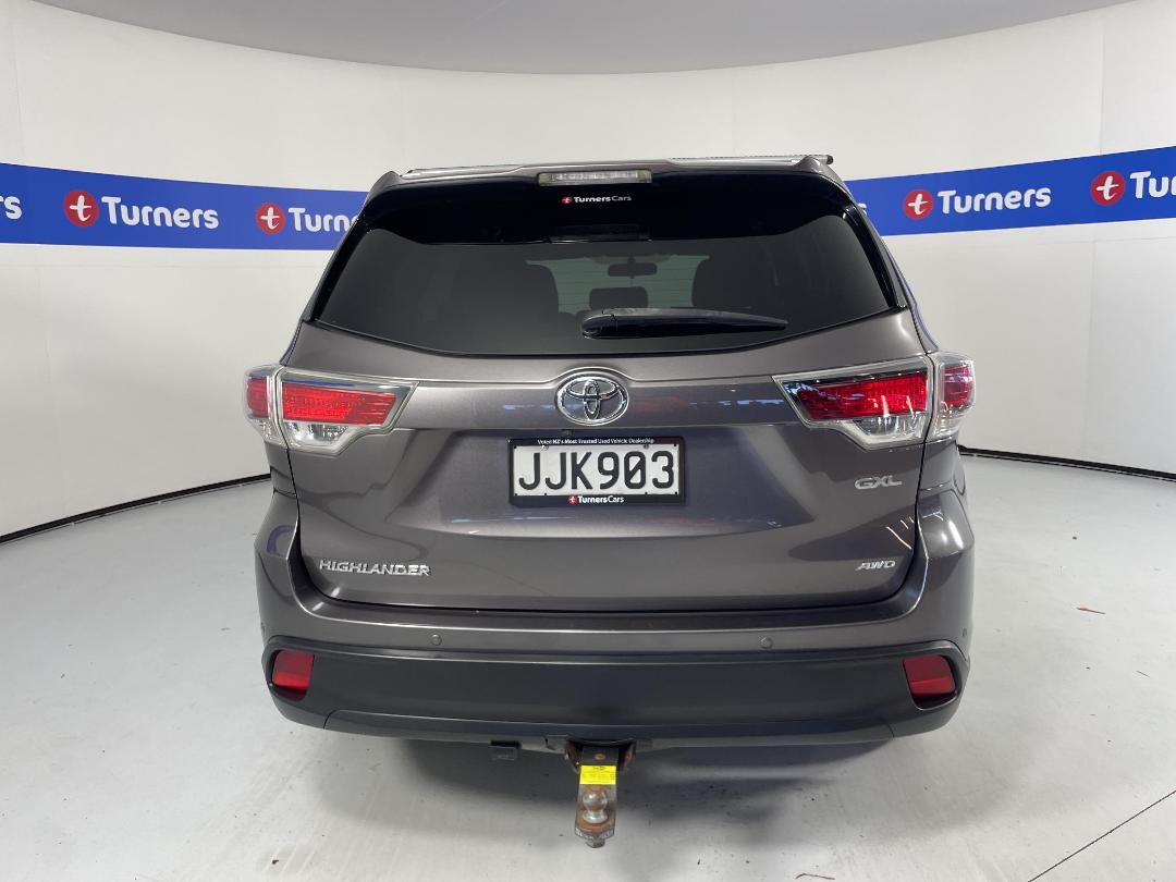 Photo '6' of Toyota Highlander