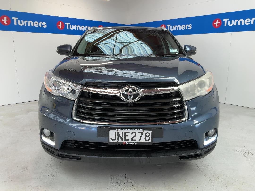 Photo '2' of Toyota Highlander