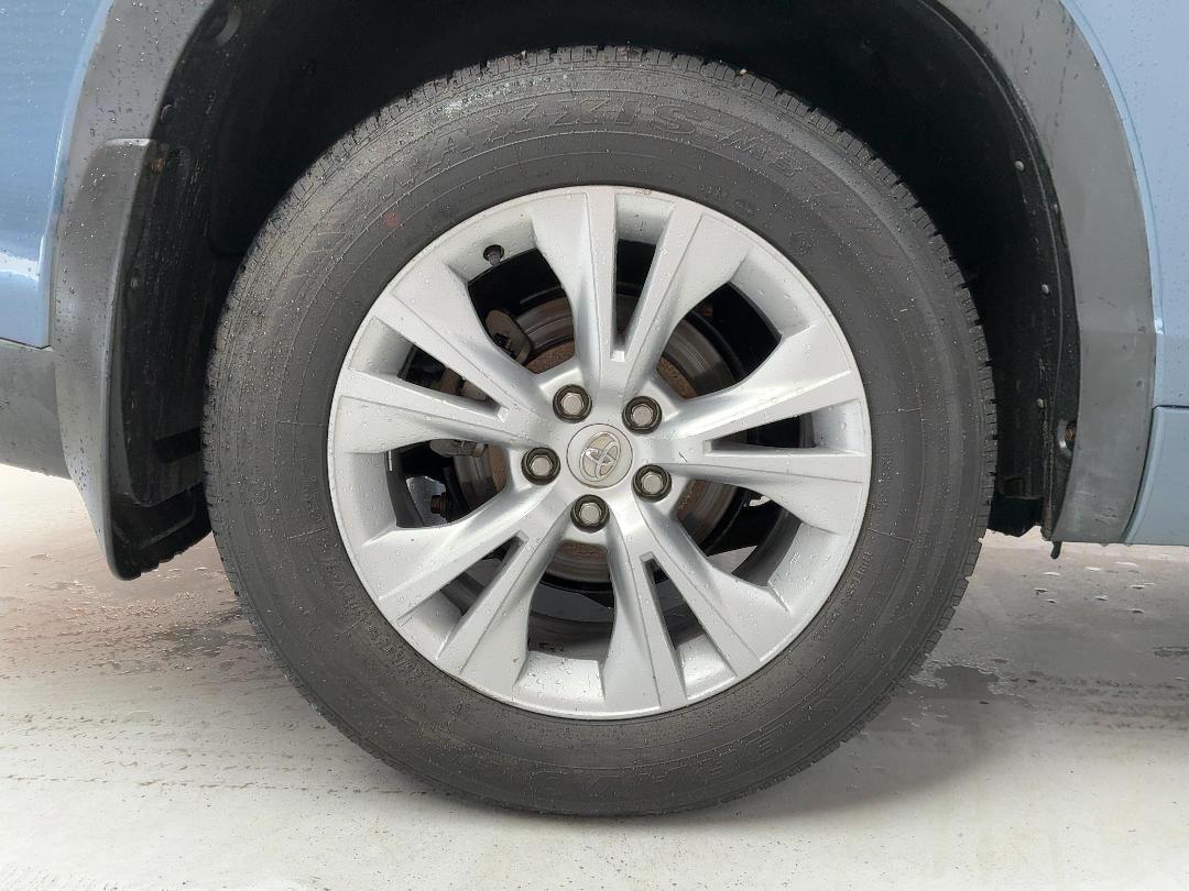 Photo '12' of Toyota Highlander