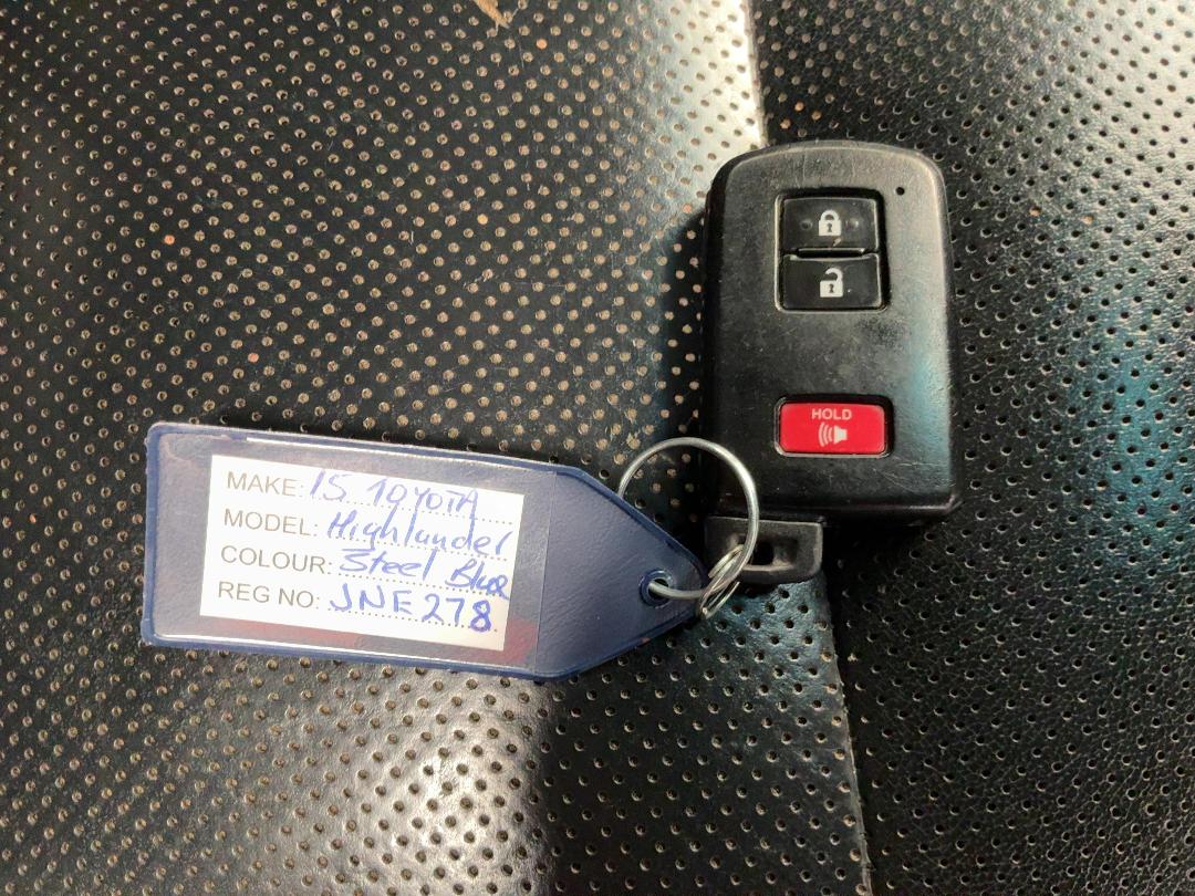 Photo '22' of Toyota Highlander