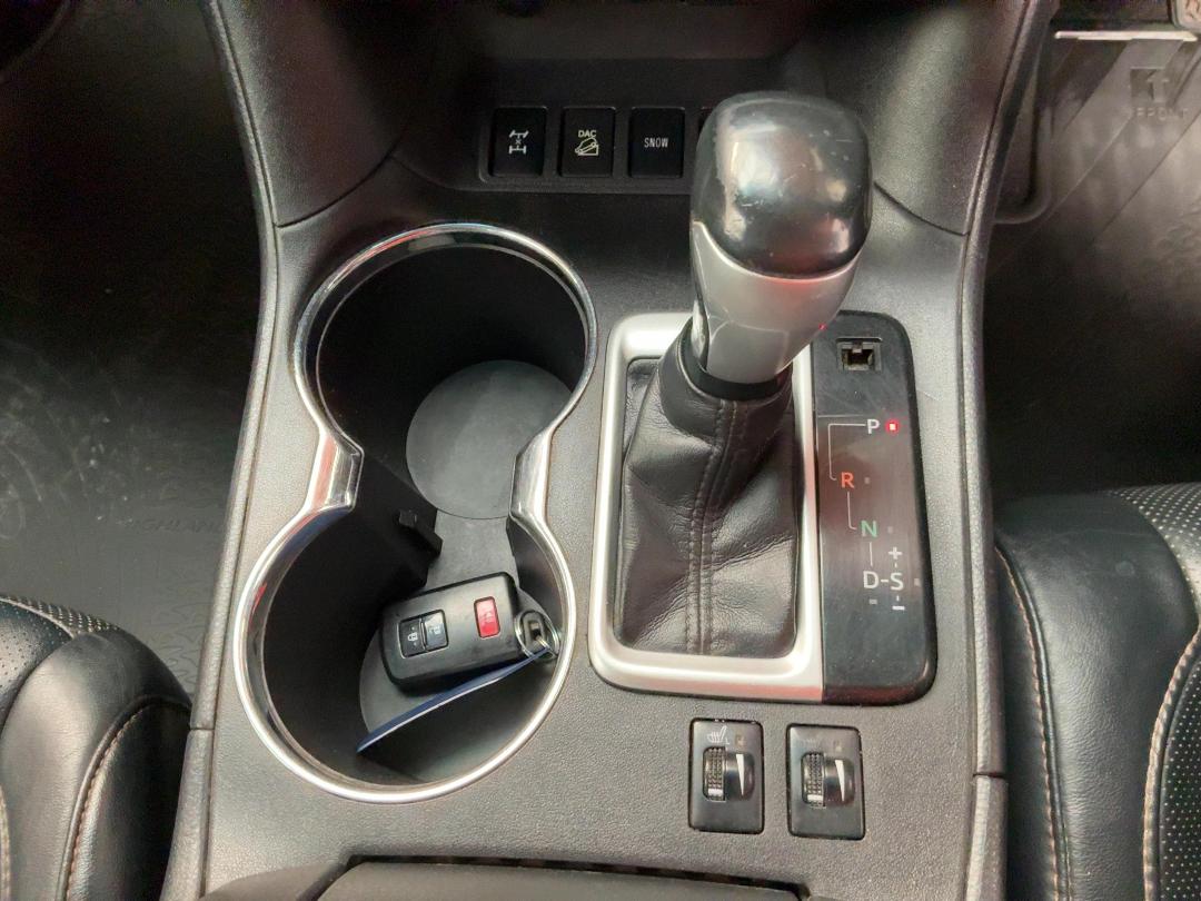 Photo '23' of Toyota Highlander