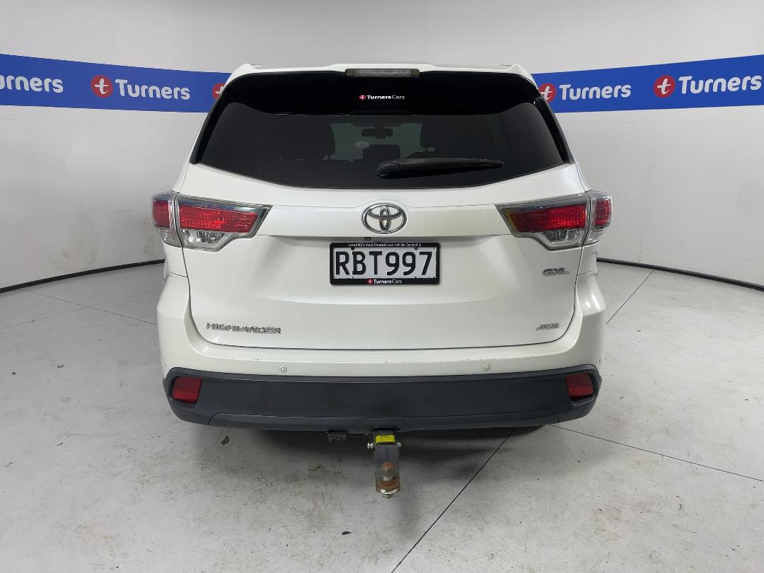 Photo '6' of Toyota Highlander