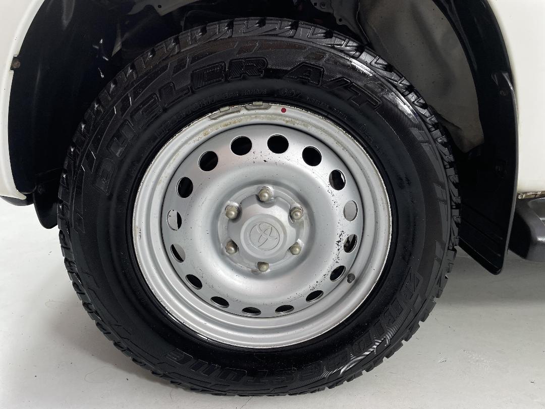 Photo '10' of Toyota Hilux