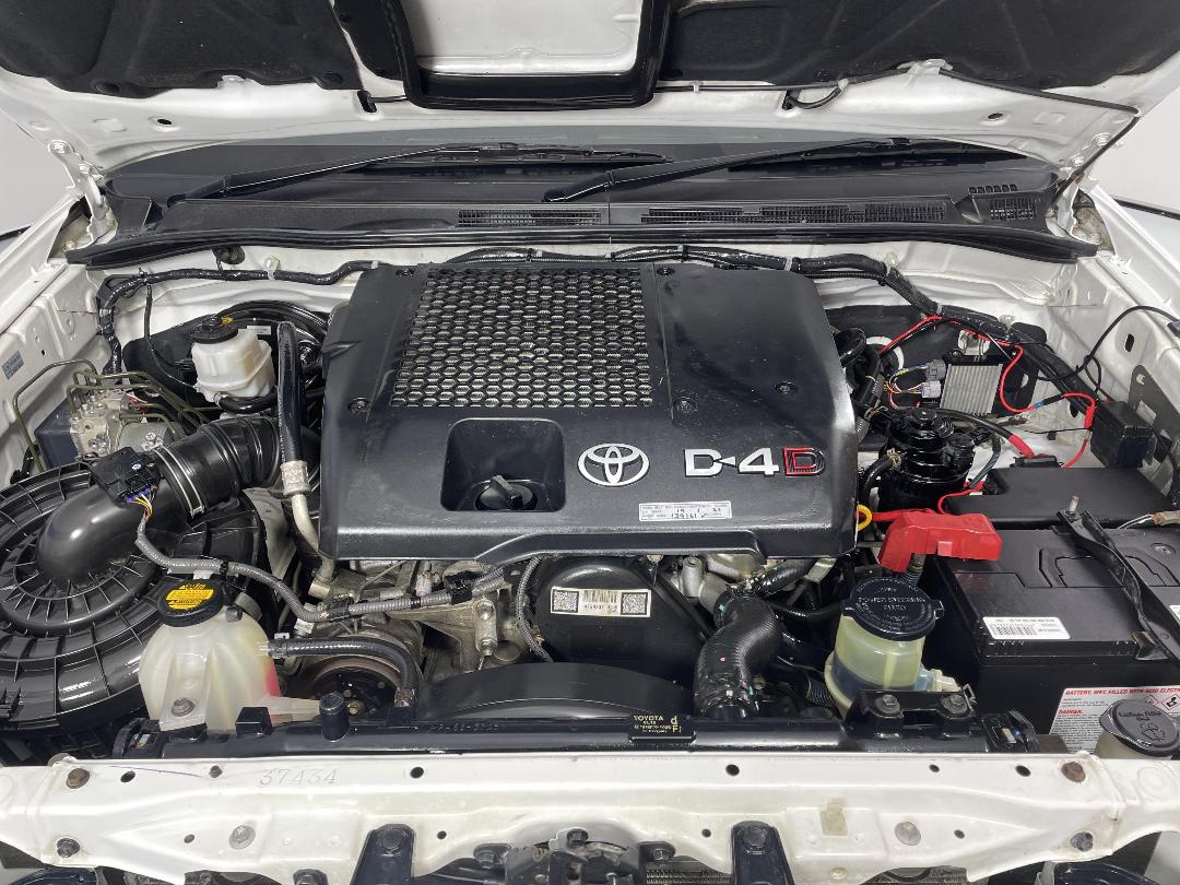 Photo '13' of Toyota Hilux