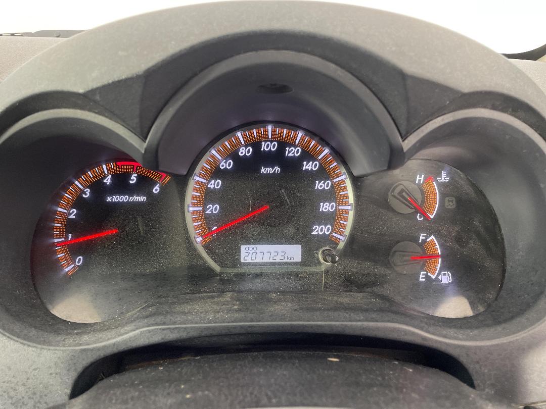 Photo '20' of Toyota Hilux