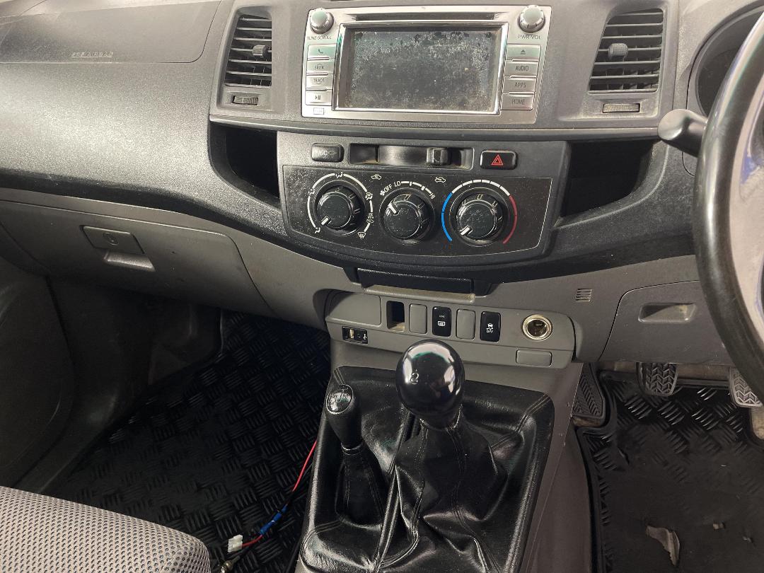 Photo '18' of Toyota Hilux