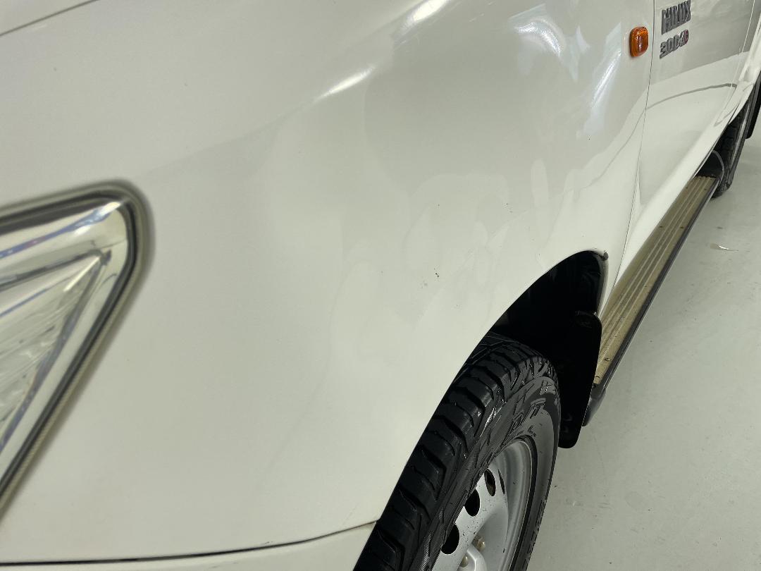 Photo '30' of Toyota Hilux