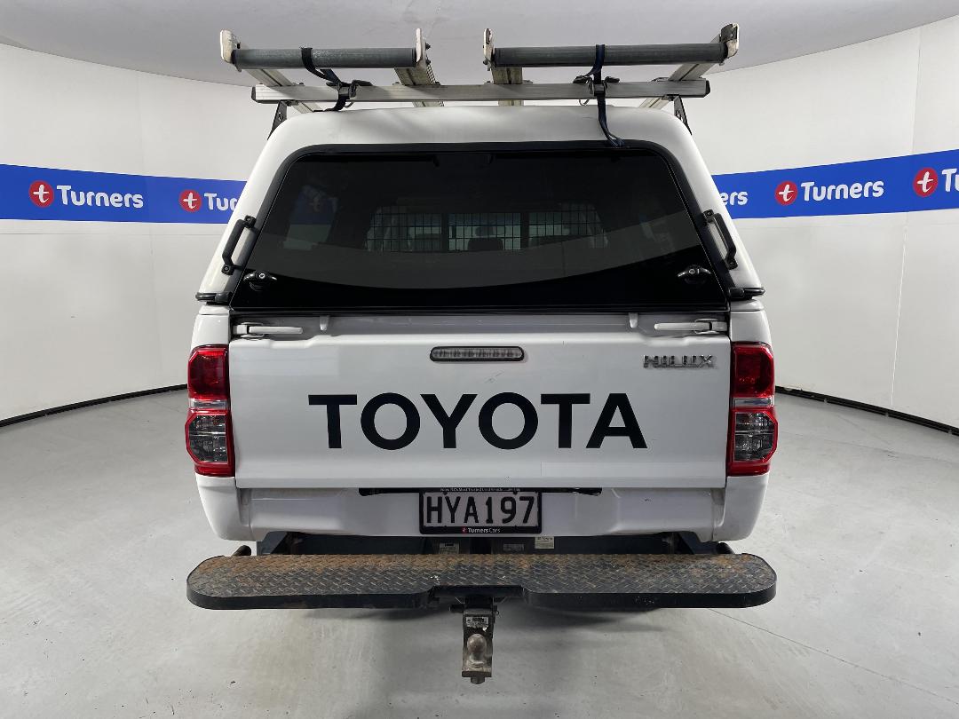 Photo '6' of Toyota Hilux