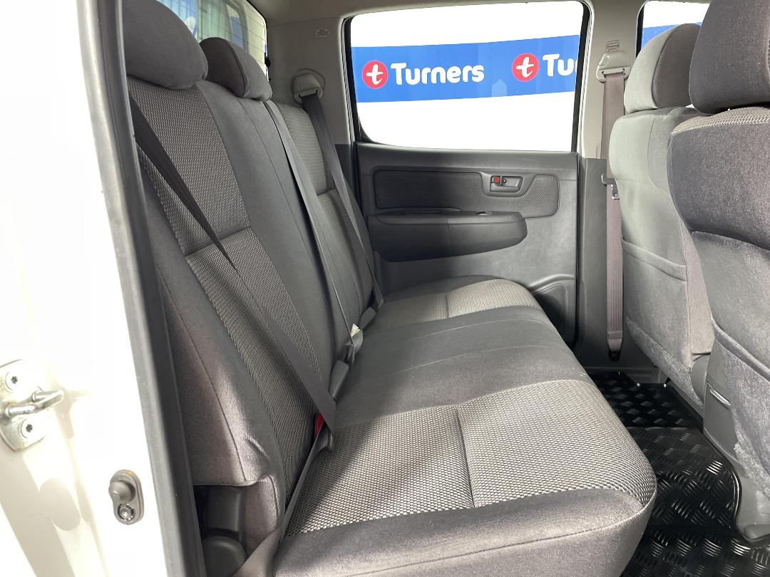 Photo '20' of Toyota Hilux