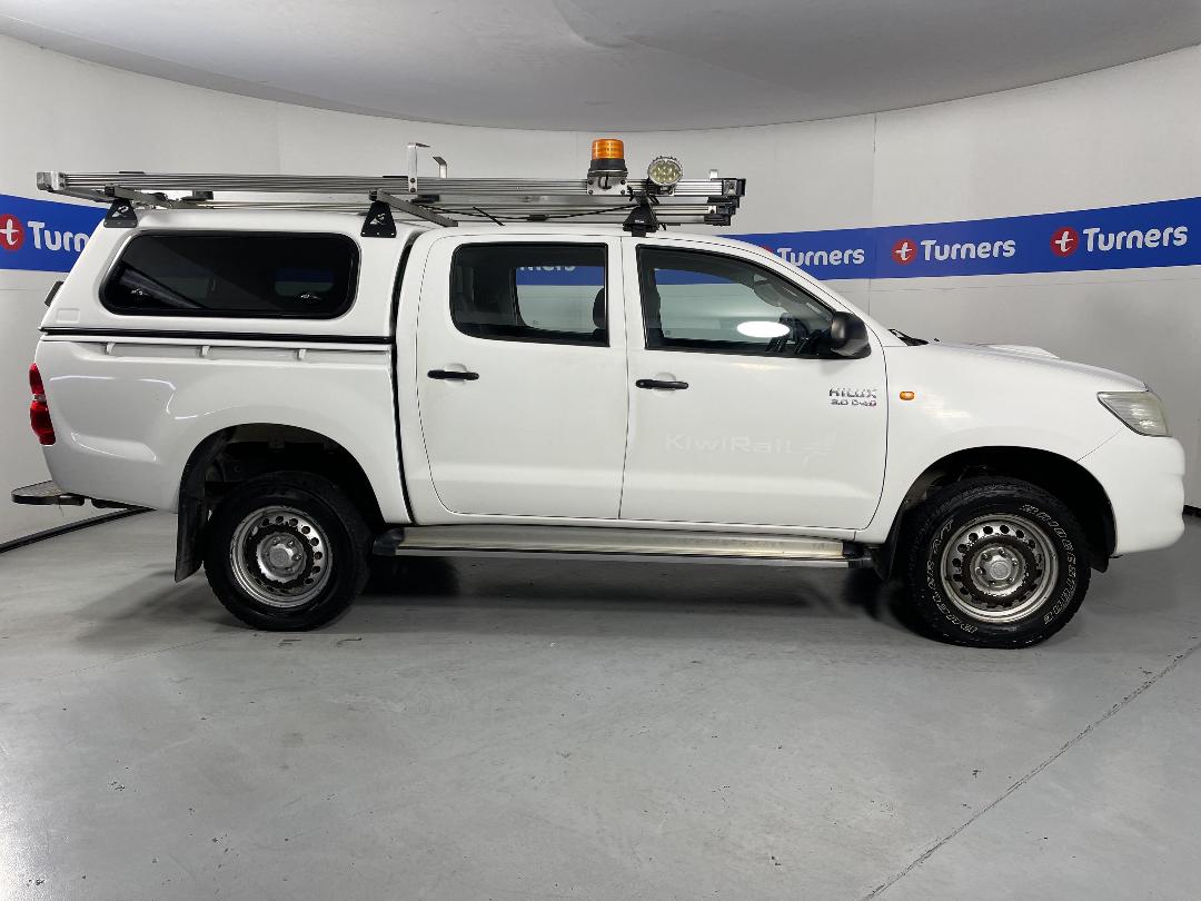 Photo '23' of Toyota Hilux