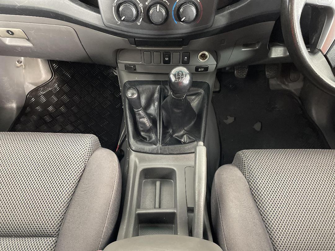 Photo '18' of Toyota Hilux