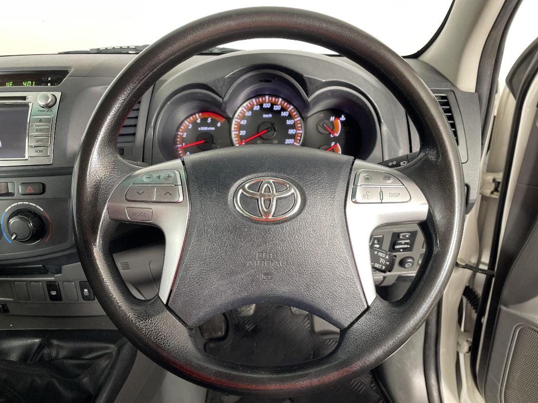 Photo '29' of Toyota Hilux