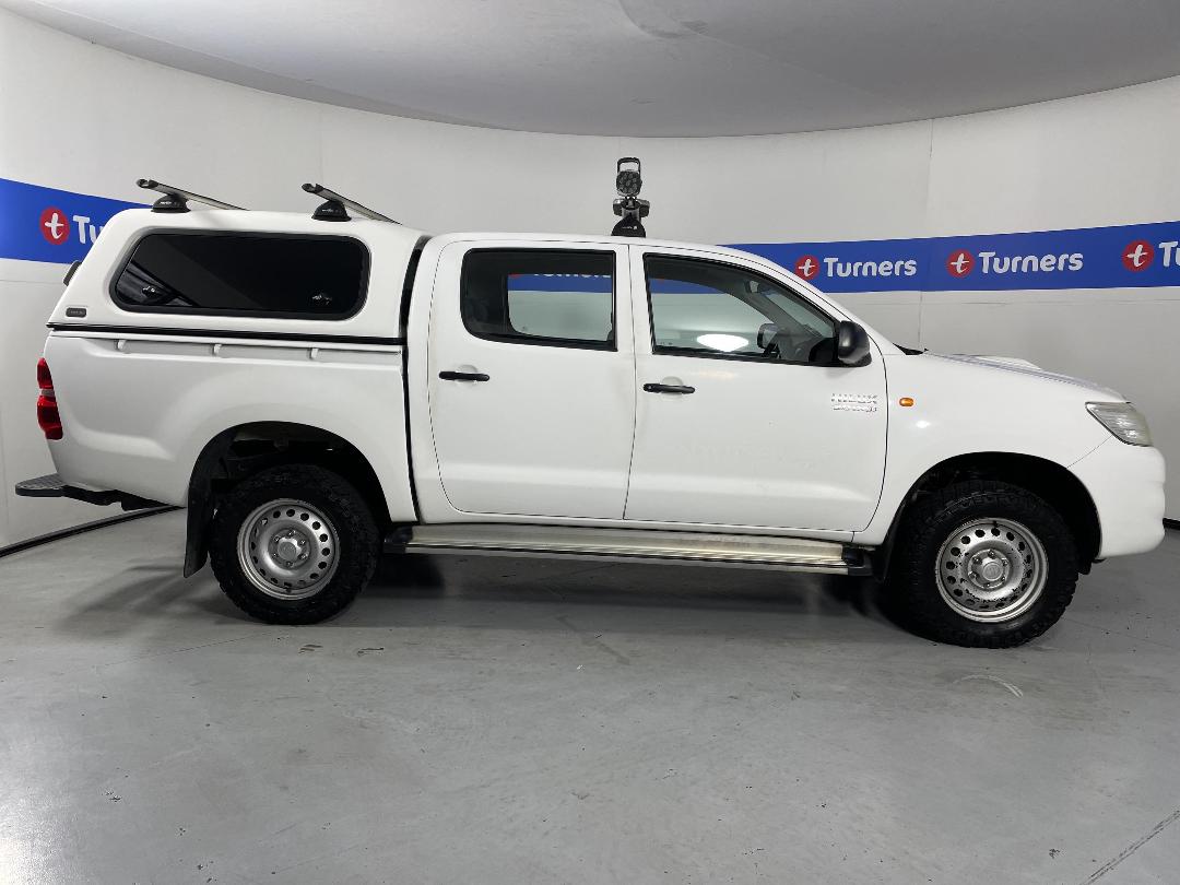 Photo '23' of Toyota Hilux
