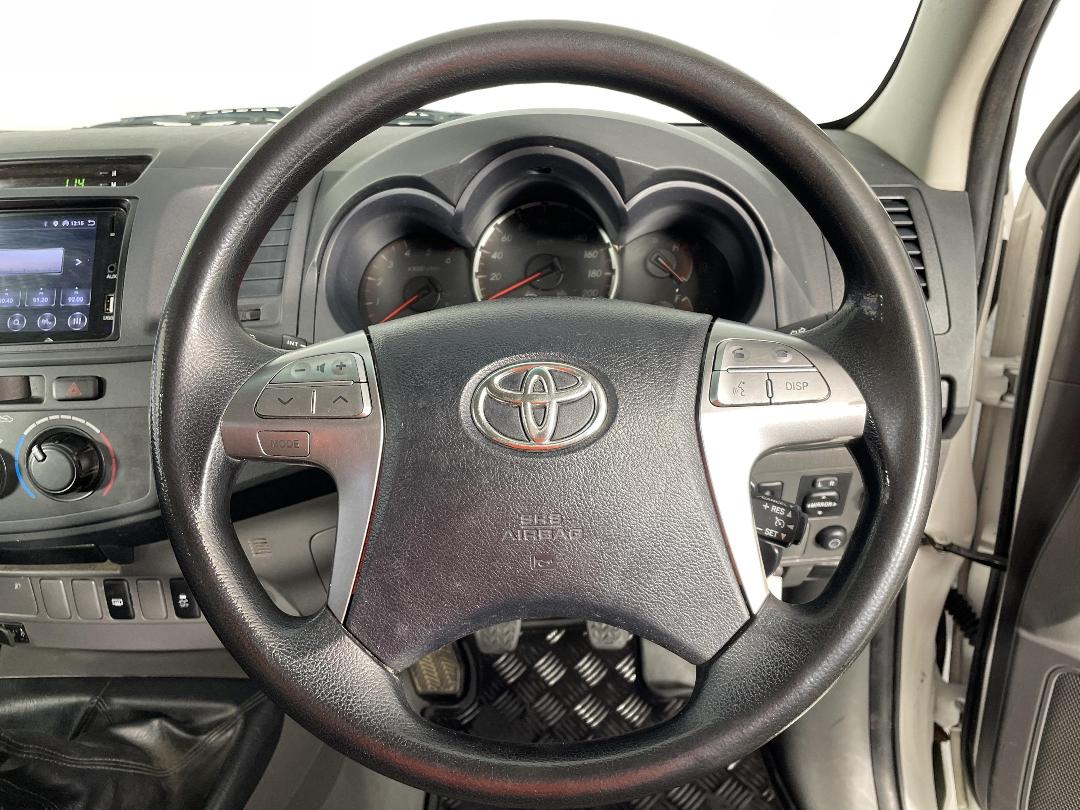 Photo '29' of Toyota Hilux