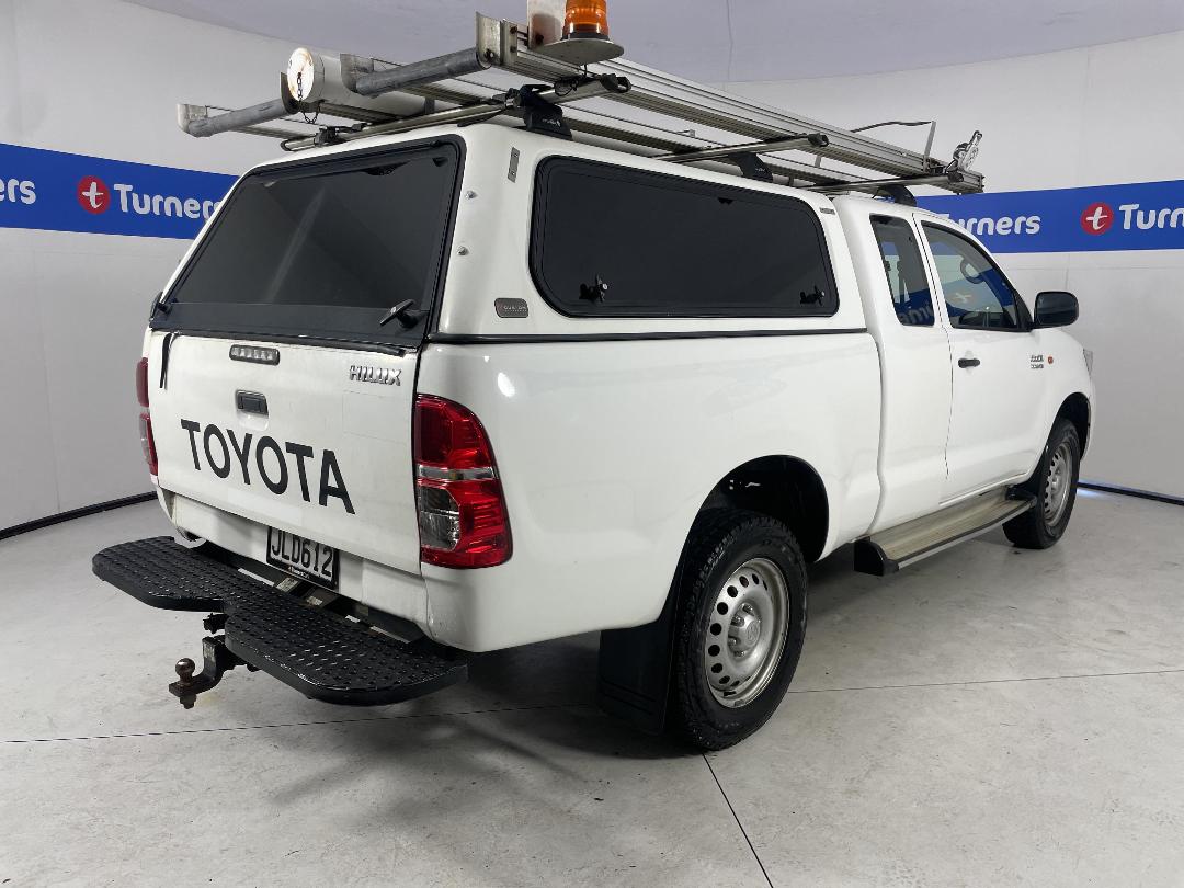 Photo '7' of Toyota Hilux Photo '7' of Toyota Hilux