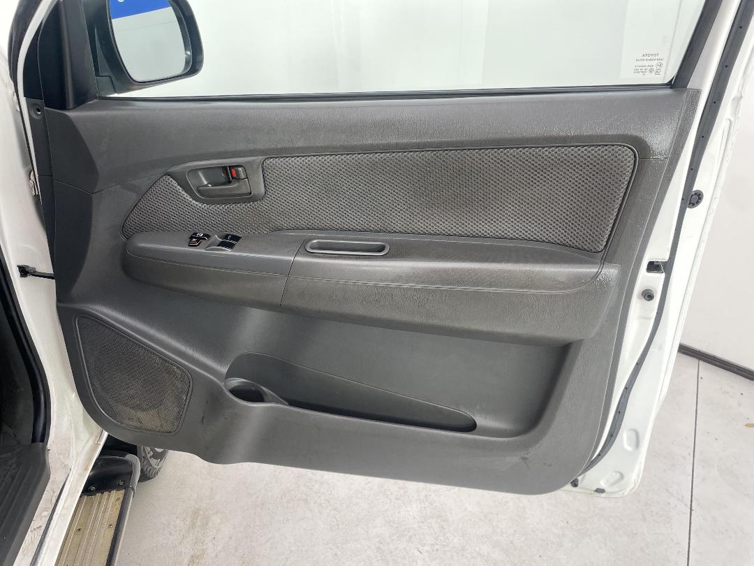 Photo '15' of Toyota Hilux Photo '15' of Toyota Hilux