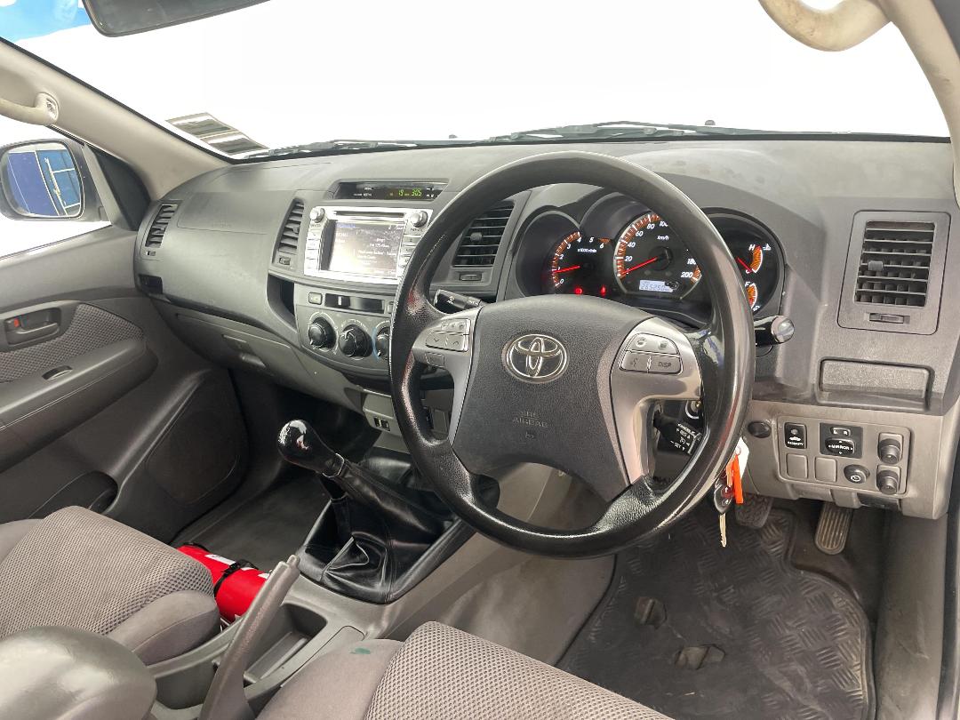 Photo '17' of Toyota Hilux Photo '17' of Toyota Hilux