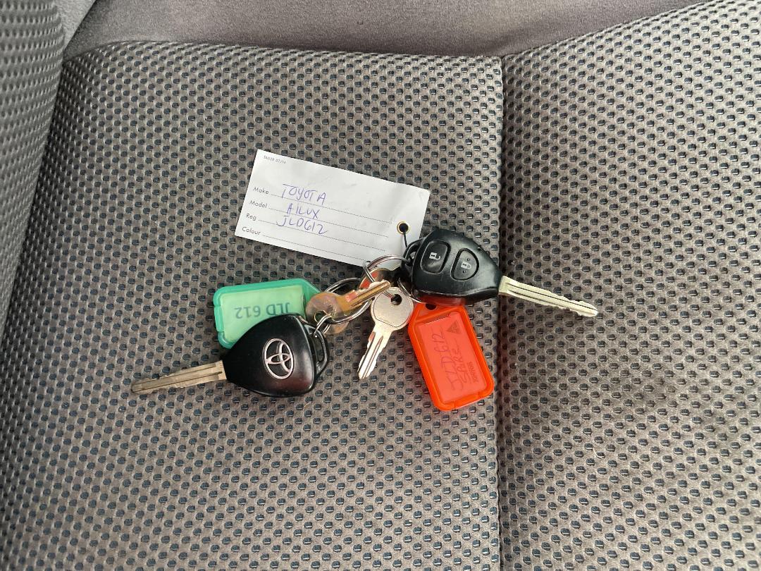 Photo '21' of Toyota Hilux Photo '21' of Toyota Hilux