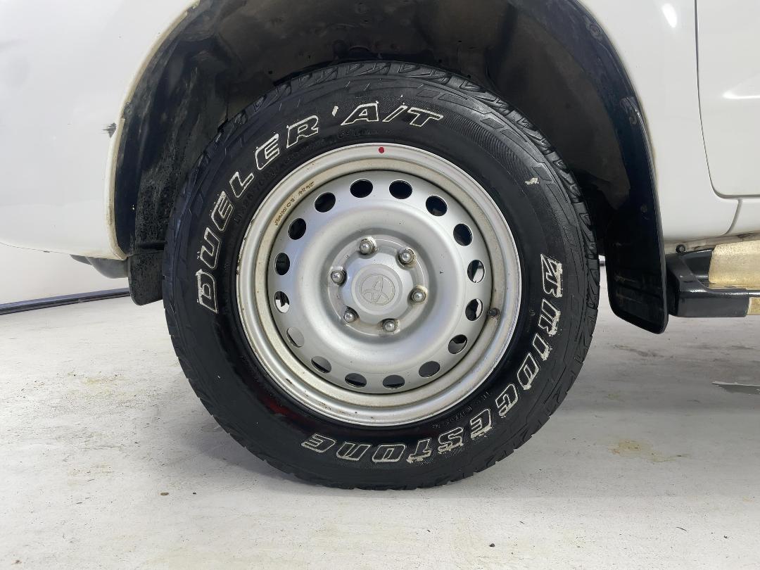 Photo '10' of Toyota Hilux Photo '10' of Toyota Hilux